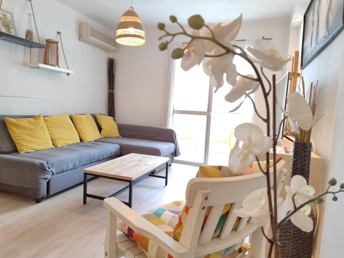 Diseno Y Relax Apartamento De Dos Habitaciones Cerca De La Playa Malaga Luaran gambar
