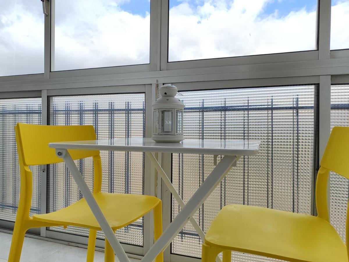 Diseno Y Relax Apartamento De Dos Habitaciones Cerca De La Playa Malaga Luaran gambar