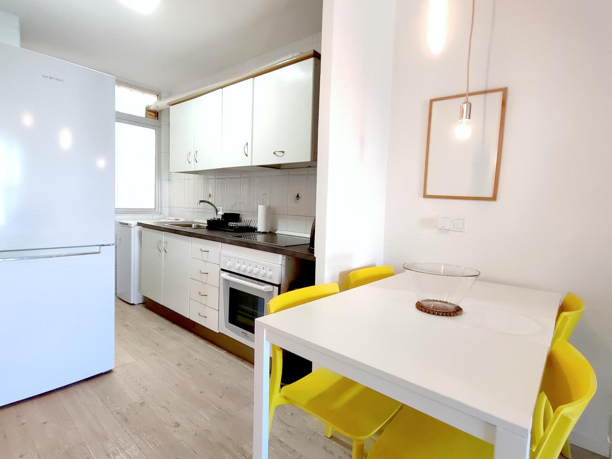 Diseno Y Relax Apartamento De Dos Habitaciones Cerca De La Playa Malaga Luaran gambar